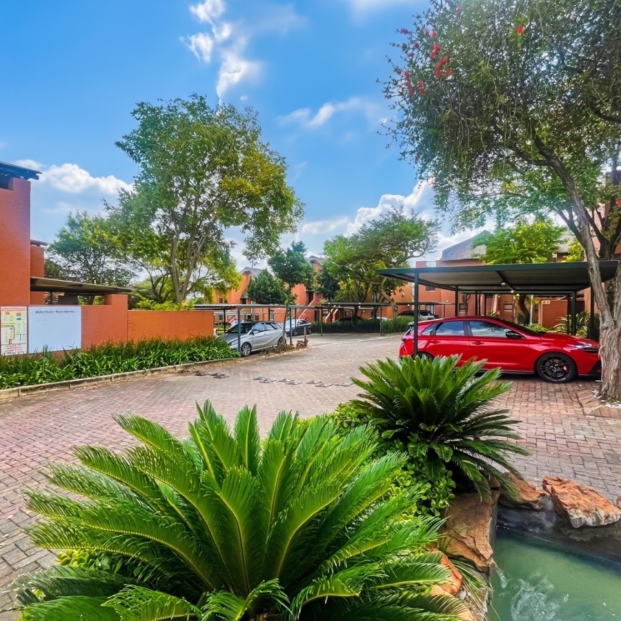 2 Bedroom Property for Sale in Sunninghill Gauteng
