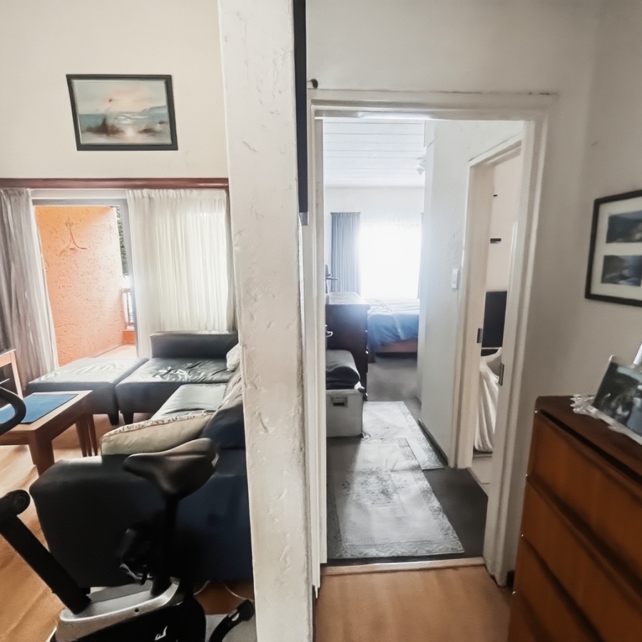 2 Bedroom Property for Sale in Sunninghill Gauteng