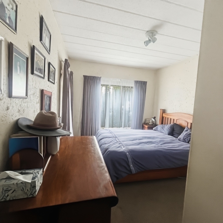 2 Bedroom Property for Sale in Sunninghill Gauteng