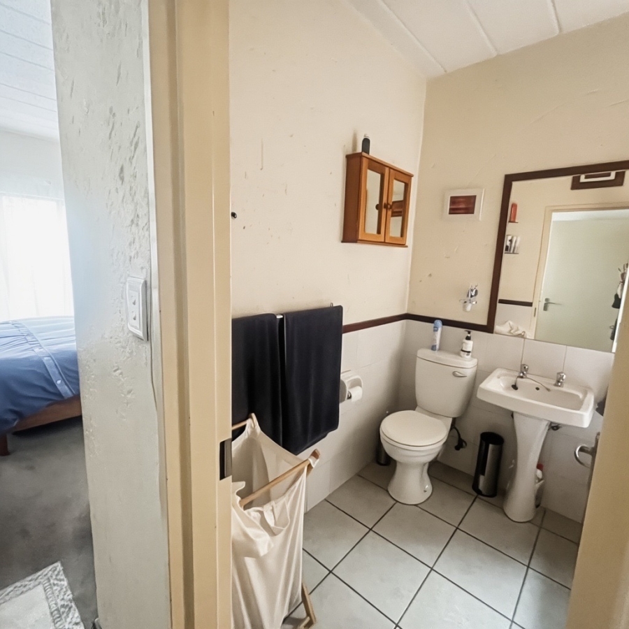 2 Bedroom Property for Sale in Sunninghill Gauteng