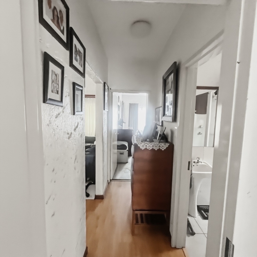 2 Bedroom Property for Sale in Sunninghill Gauteng