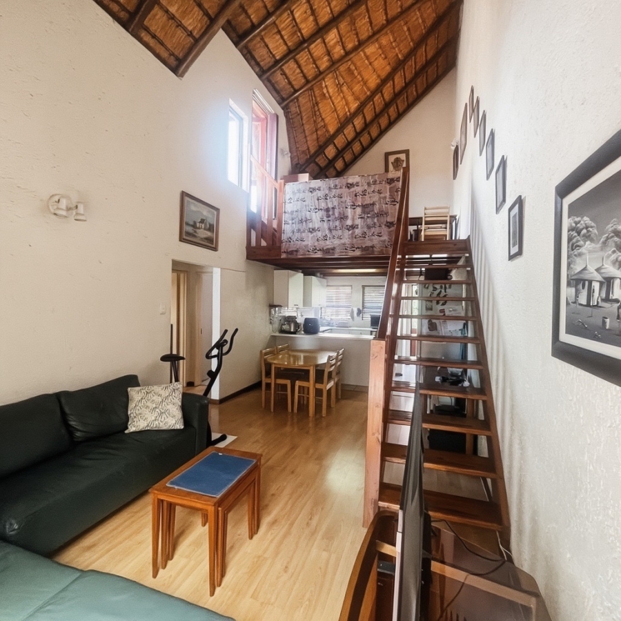 2 Bedroom Property for Sale in Sunninghill Gauteng