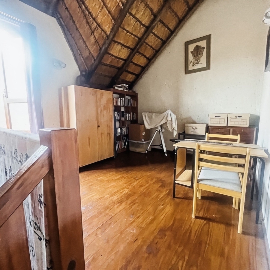 2 Bedroom Property for Sale in Sunninghill Gauteng