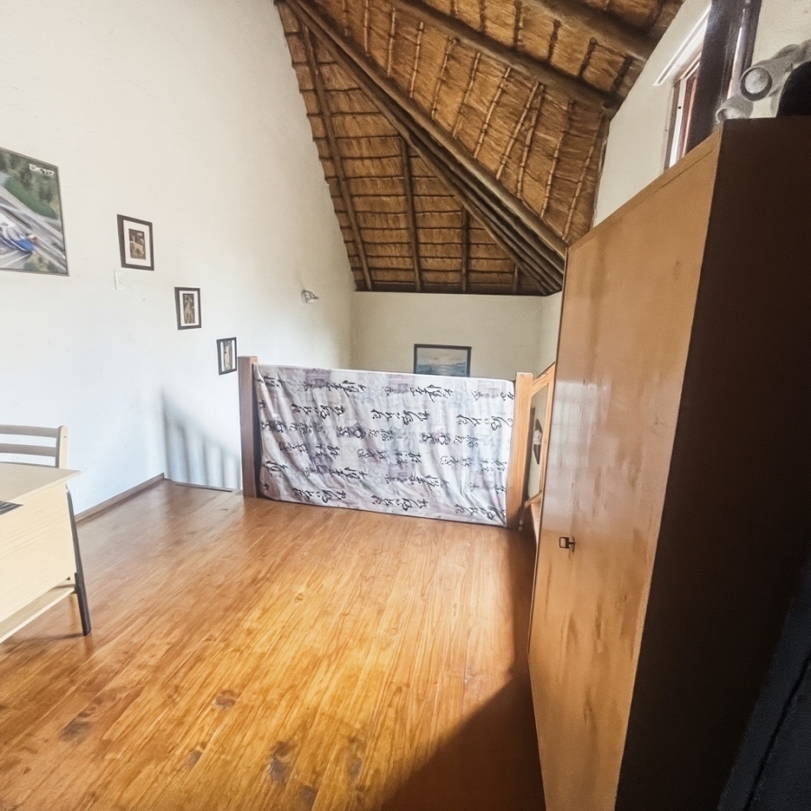 2 Bedroom Property for Sale in Sunninghill Gauteng