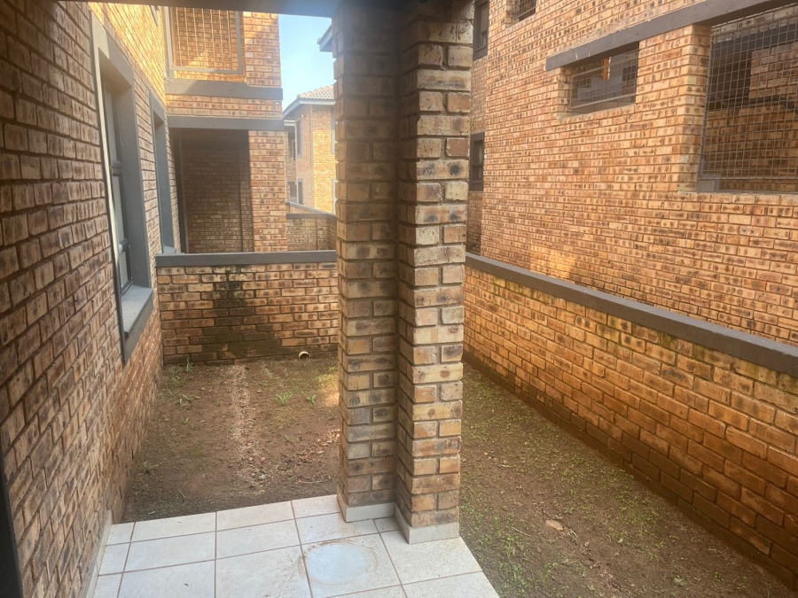 2 Bedroom Property for Sale in Rynfield Gauteng