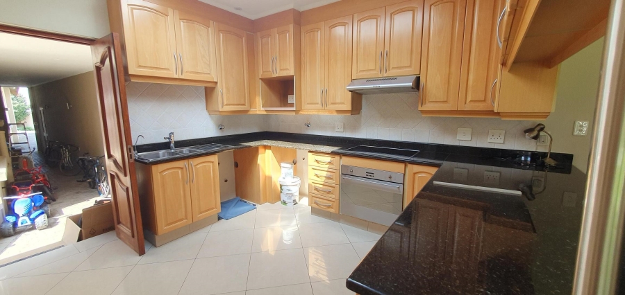 2 Bedroom Property for Sale in New Redruth Gauteng