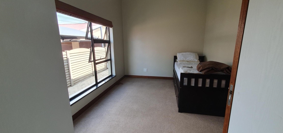 2 Bedroom Property for Sale in New Redruth Gauteng