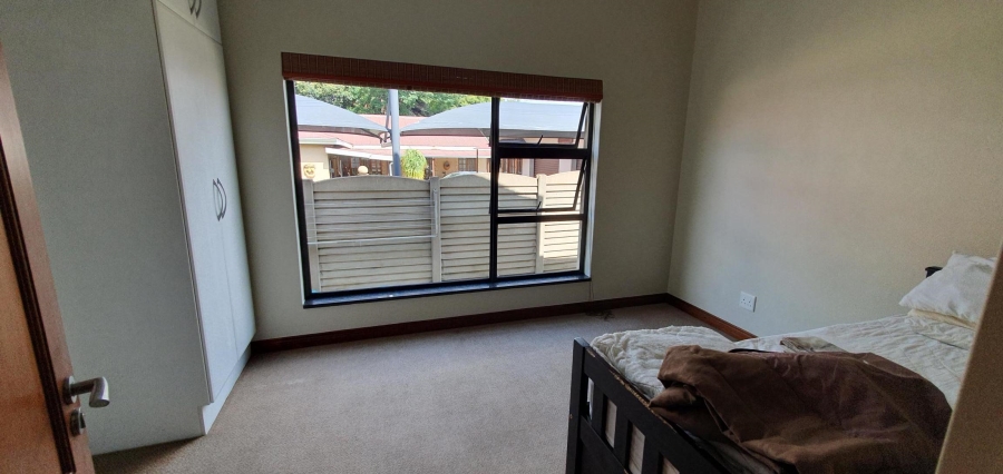 2 Bedroom Property for Sale in New Redruth Gauteng