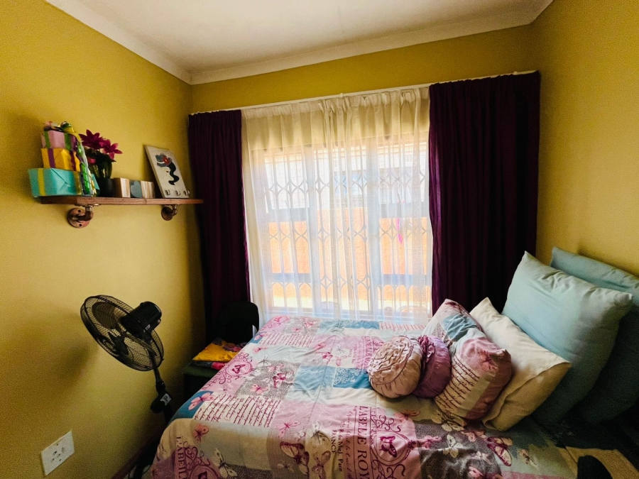 3 Bedroom Property for Sale in Dawn Park Gauteng