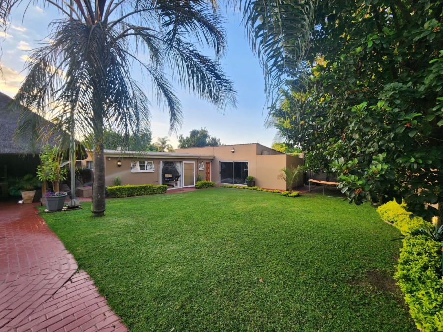 5 Bedroom Property for Sale in Capital Park Gauteng