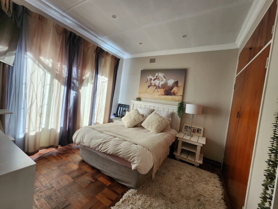 5 Bedroom Property for Sale in Capital Park Gauteng