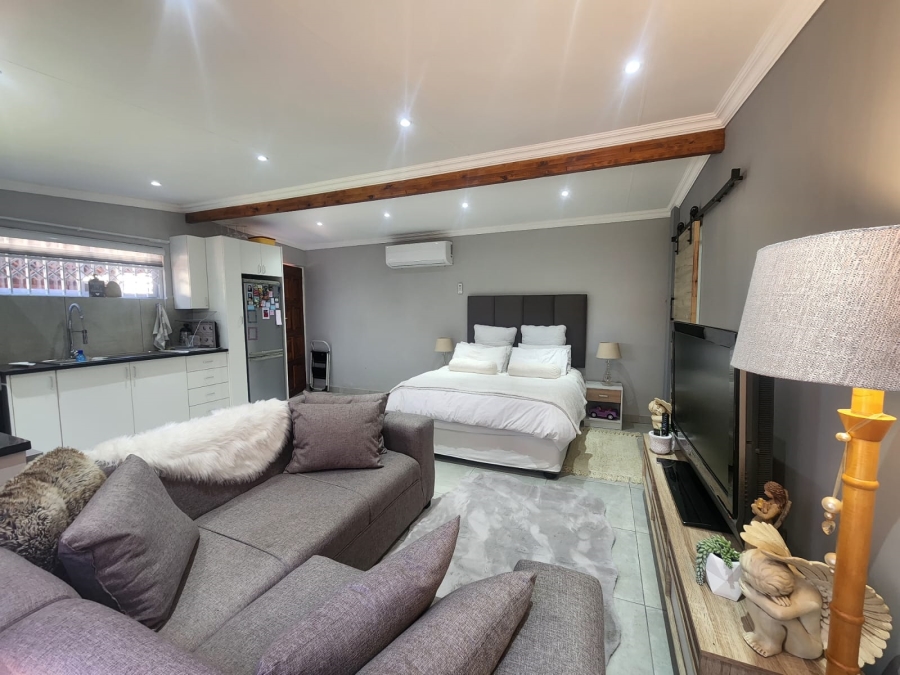 5 Bedroom Property for Sale in Capital Park Gauteng