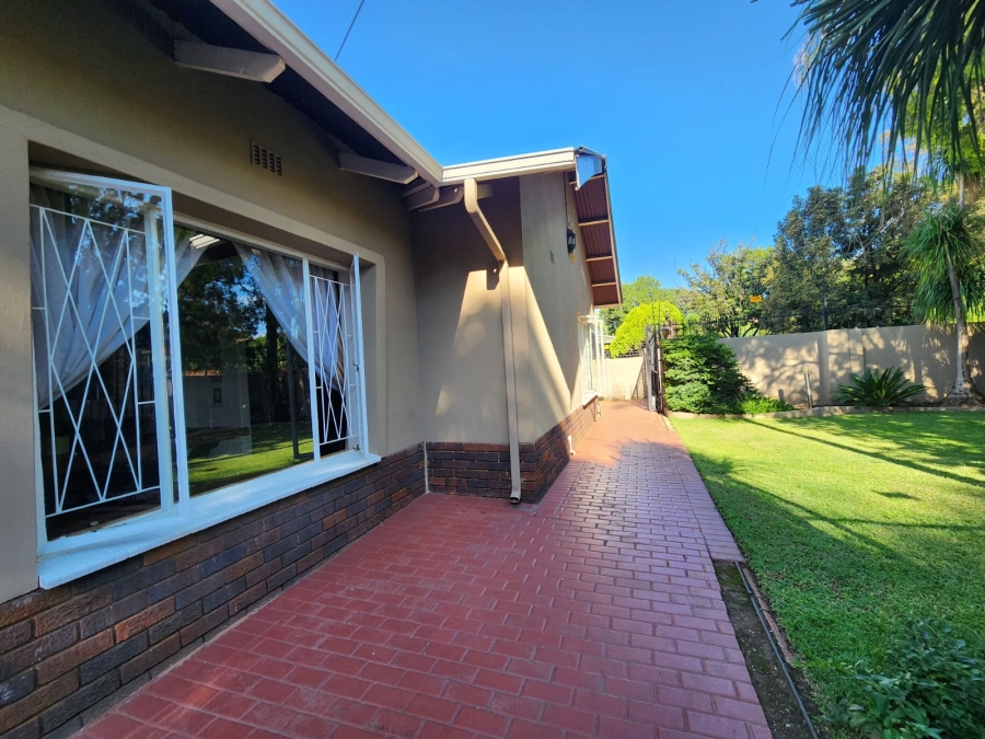 5 Bedroom Property for Sale in Capital Park Gauteng
