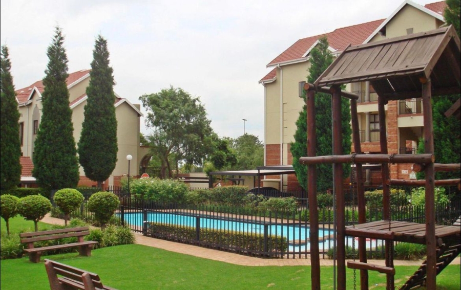 To Let 1 Bedroom Property for Rent in Epsom Downs Gauteng