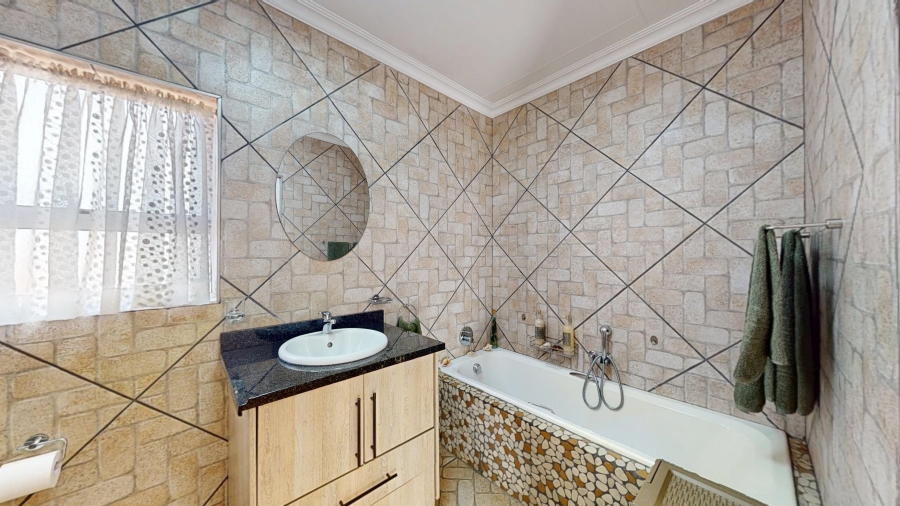 2 Bedroom Property for Sale in Benoni North Gauteng