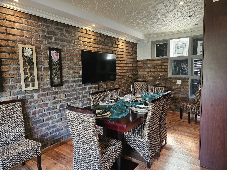 3 Bedroom Property for Sale in Dersley Gauteng