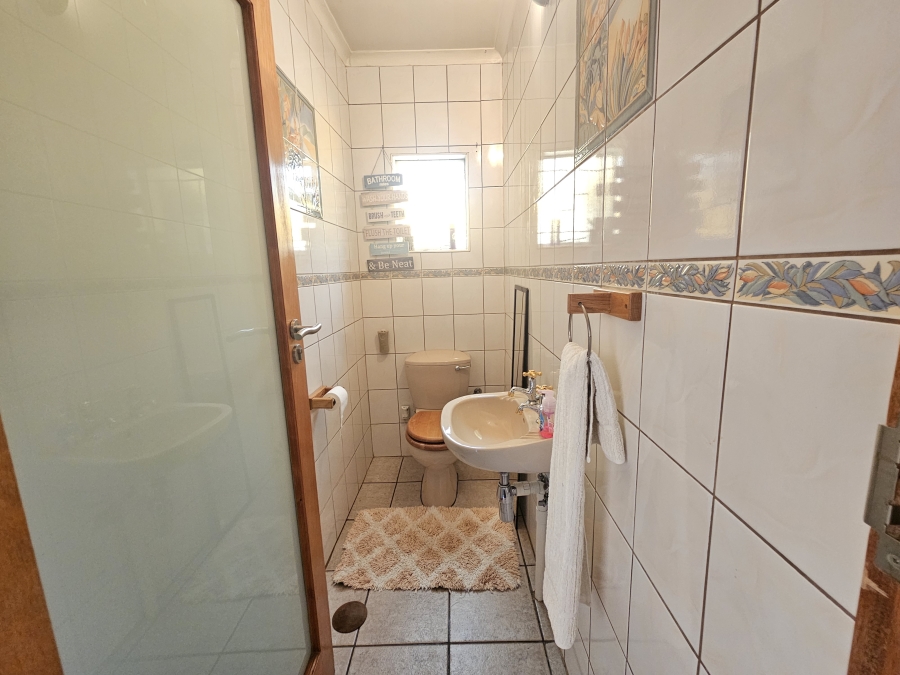 3 Bedroom Property for Sale in Dersley Gauteng