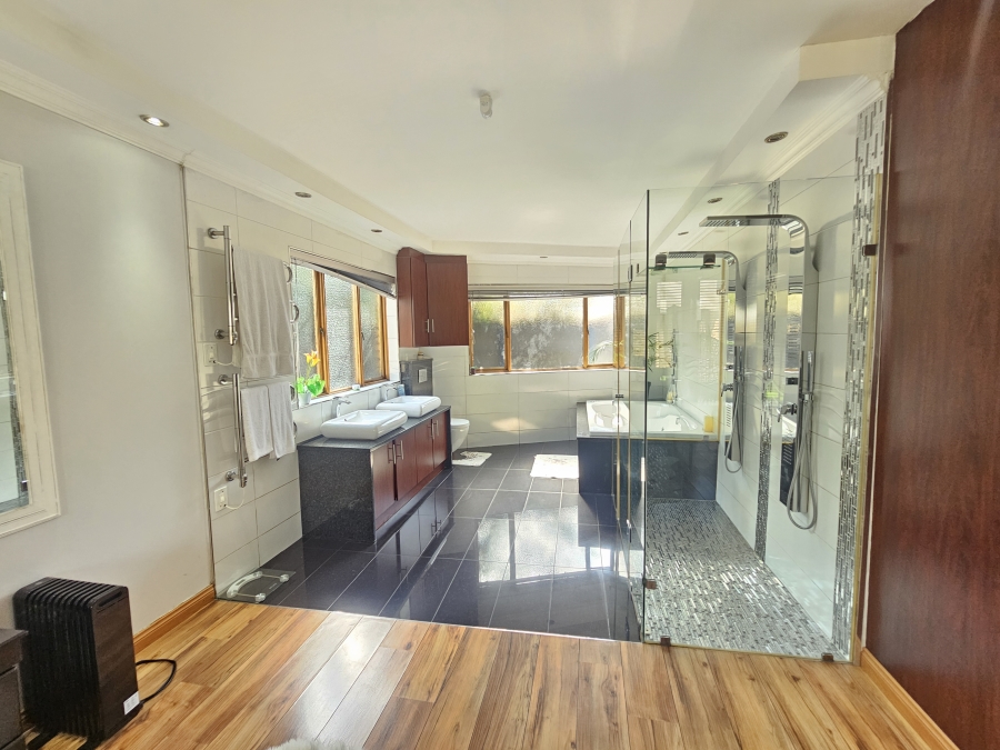 3 Bedroom Property for Sale in Dersley Gauteng