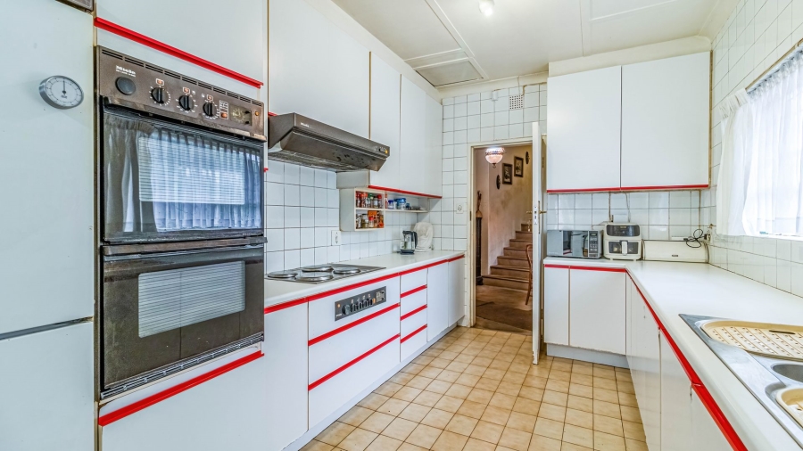 3 Bedroom Property for Sale in Cyrildene Gauteng