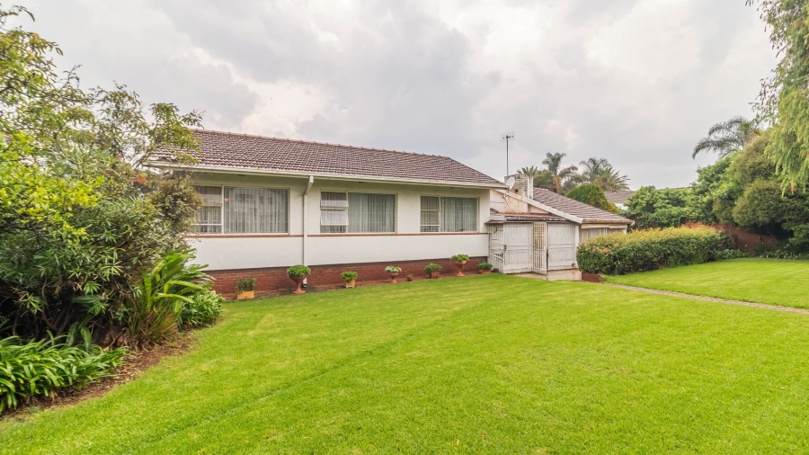 3 Bedroom Property for Sale in Cyrildene Gauteng