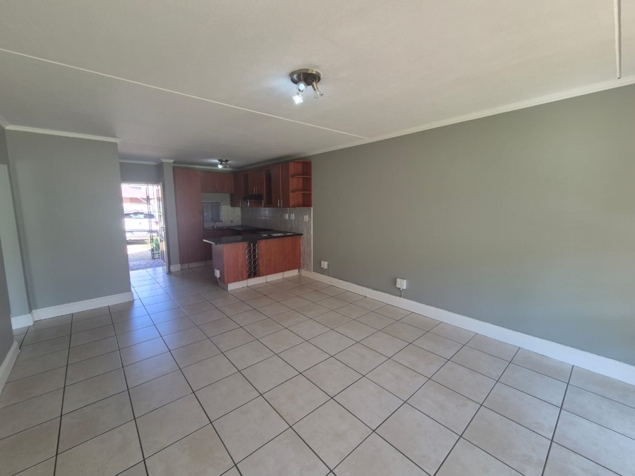 2 Bedroom Property for Sale in Oakdene Gauteng
