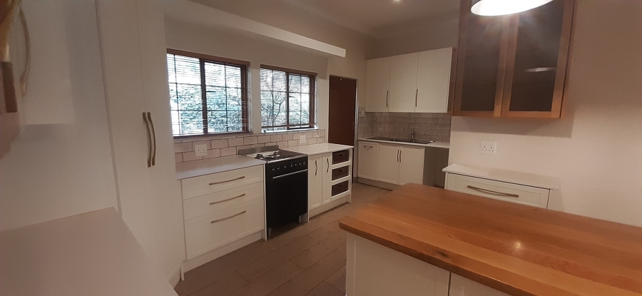 To Let 3 Bedroom Property for Rent in Waterkloof Gauteng