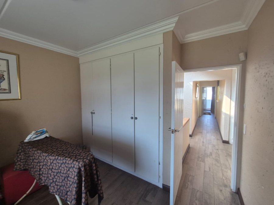 3 Bedroom Property for Sale in Glenvista Gauteng