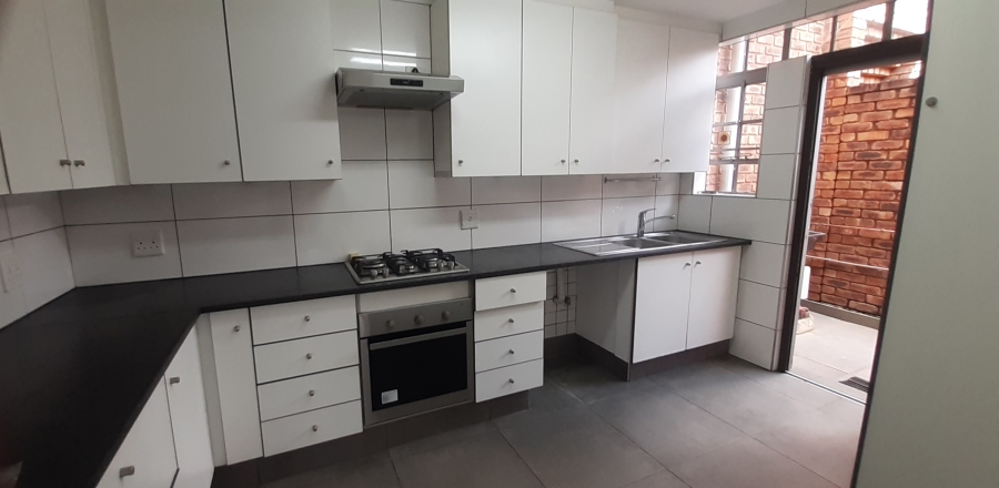 To Let 3 Bedroom Property for Rent in Brooklyn Gauteng