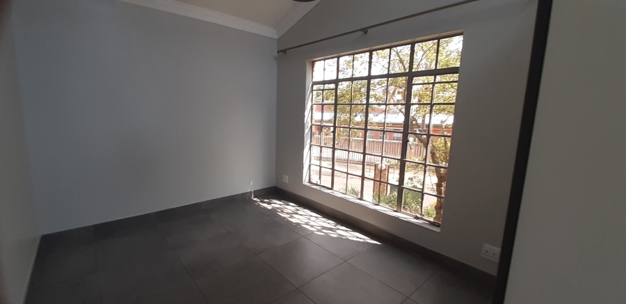 To Let 3 Bedroom Property for Rent in Brooklyn Gauteng