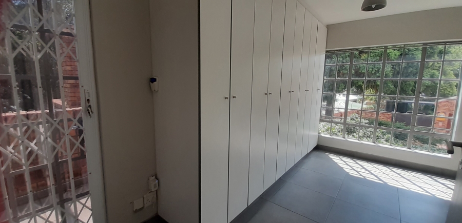 To Let 3 Bedroom Property for Rent in Brooklyn Gauteng