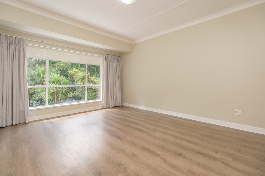 To Let 2 Bedroom Property for Rent in Sandown Gauteng