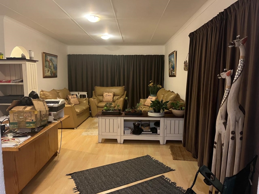 To Let 2 Bedroom Property for Rent in Dowerglen Gauteng