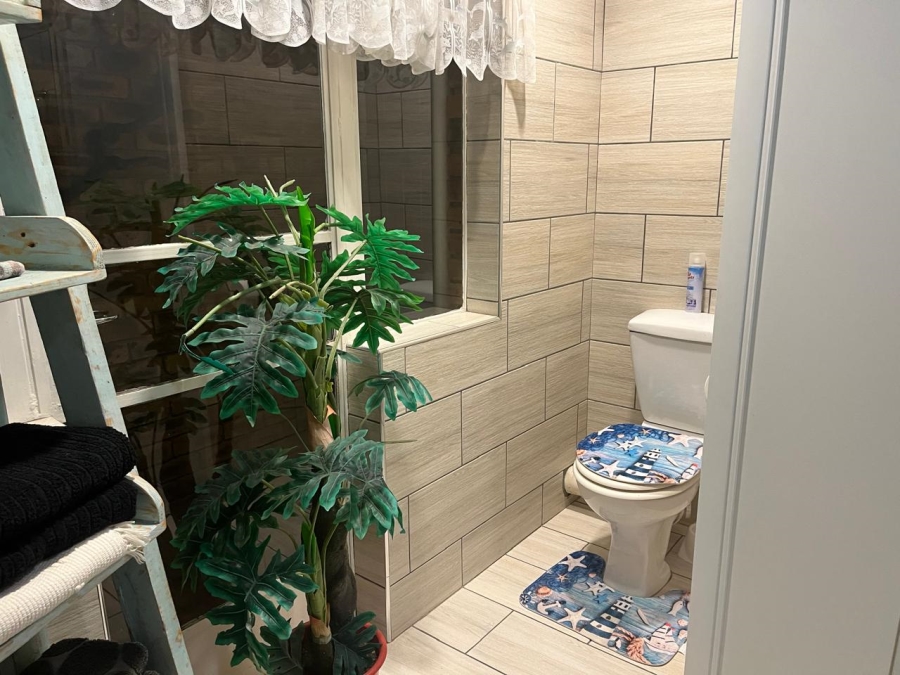 To Let 2 Bedroom Property for Rent in Dowerglen Gauteng