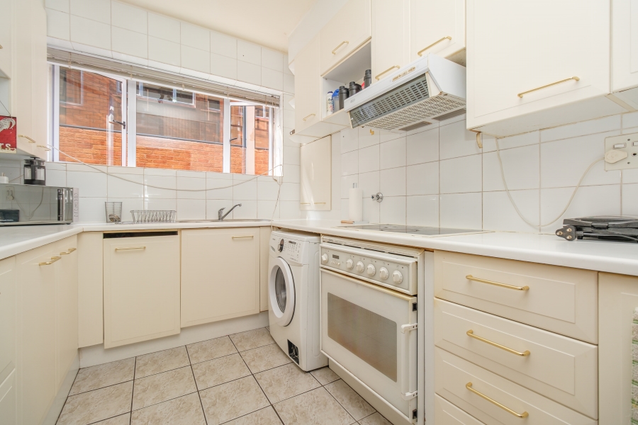 To Let 3 Bedroom Property for Rent in Illovo Gauteng