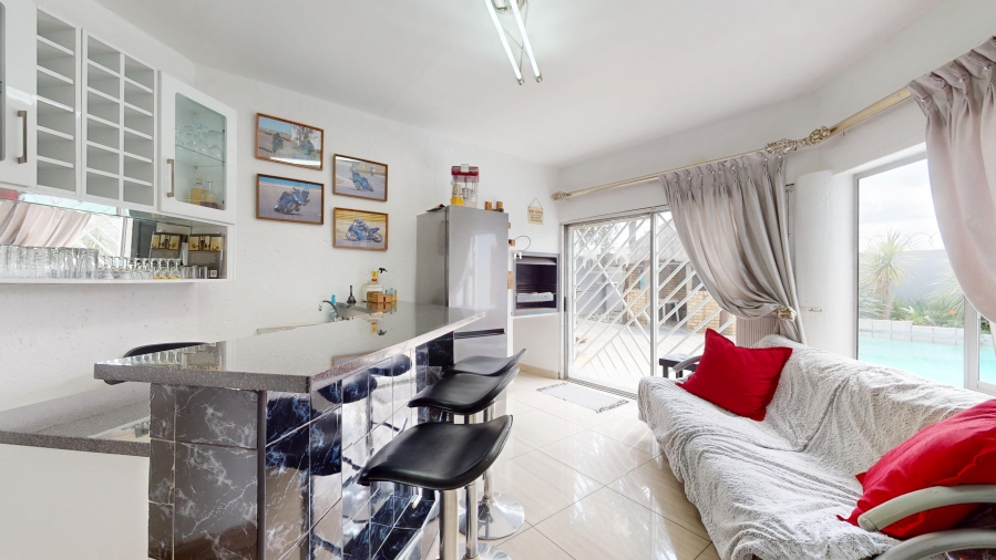 5 Bedroom Property for Sale in Sunward Park Gauteng