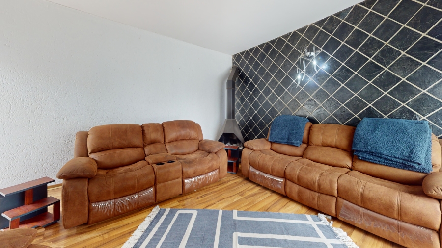 5 Bedroom Property for Sale in Sunward Park Gauteng