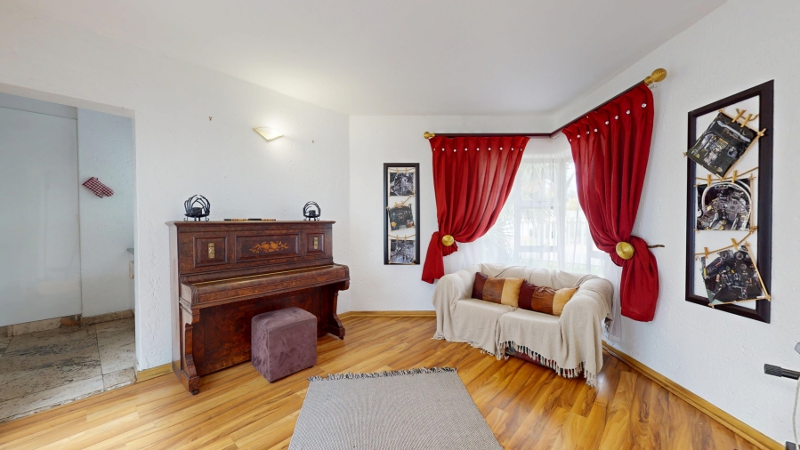 5 Bedroom Property for Sale in Sunward Park Gauteng