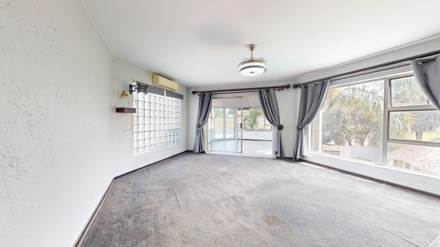 5 Bedroom Property for Sale in Sunward Park Gauteng