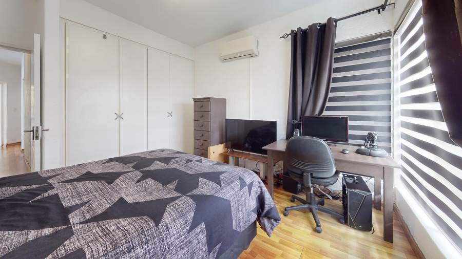 5 Bedroom Property for Sale in Sunward Park Gauteng