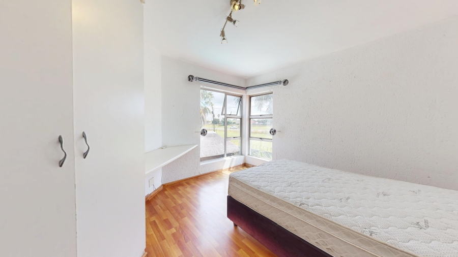 5 Bedroom Property for Sale in Sunward Park Gauteng