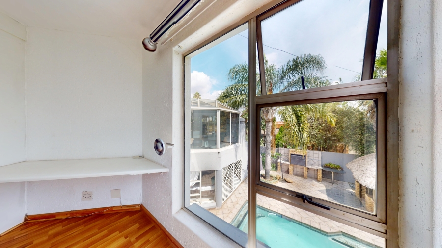 5 Bedroom Property for Sale in Sunward Park Gauteng