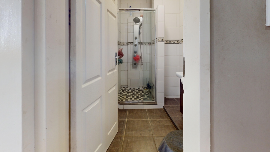 1 Bedroom Property for Sale in Denlee Gauteng