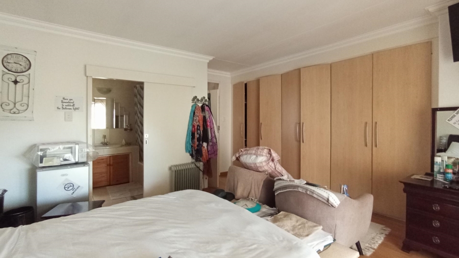 2 Bedroom Property for Sale in Woodmead Gauteng