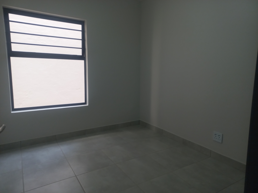 3 Bedroom Property for Sale in Raslouw Gauteng