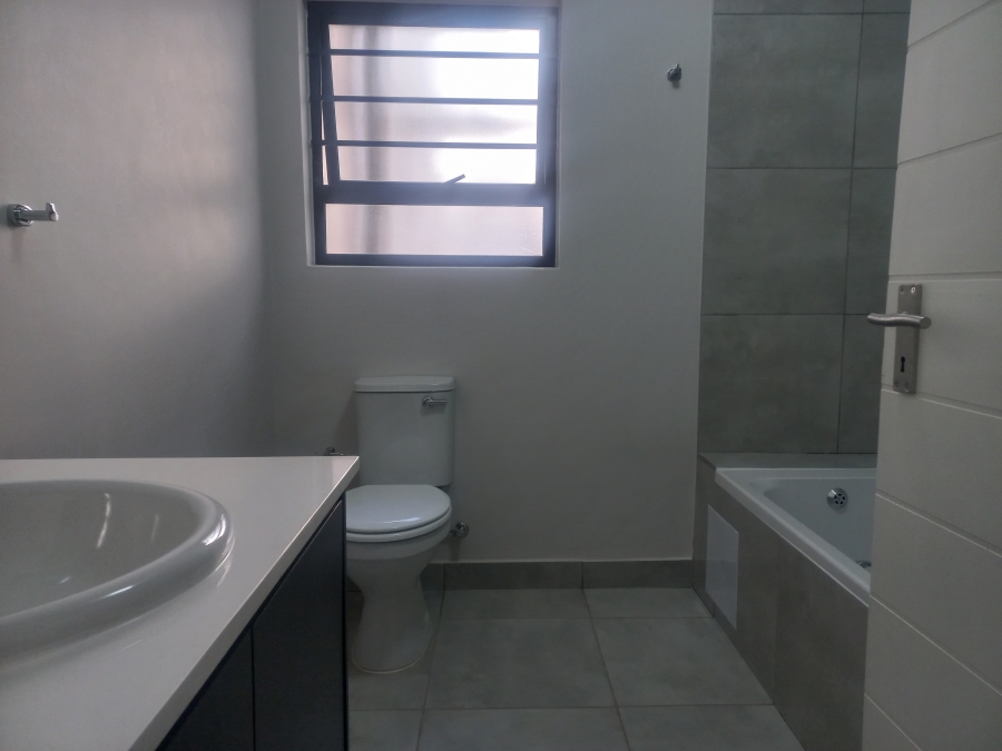 3 Bedroom Property for Sale in Raslouw Gauteng