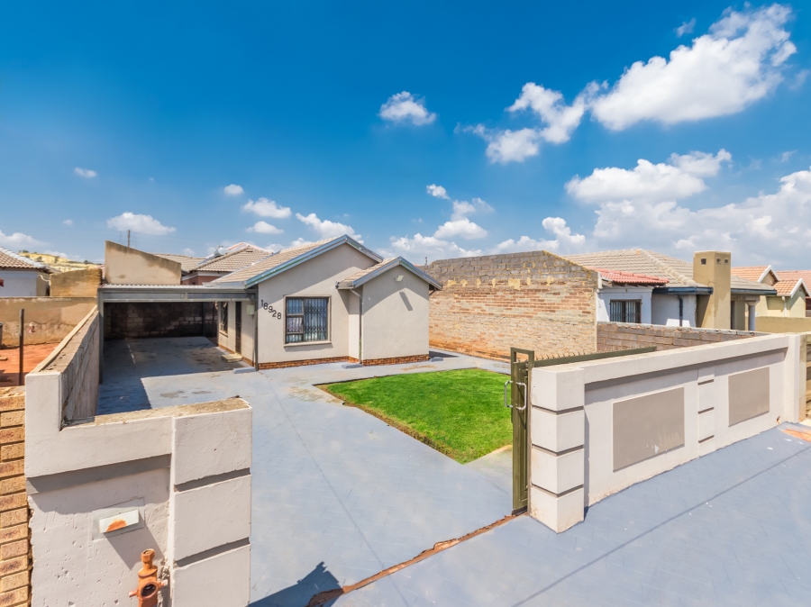 2 Bedroom Property for Sale in Braamfontein Gauteng