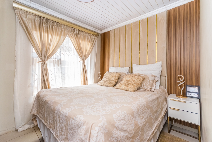 2 Bedroom Property for Sale in Braamfontein Gauteng