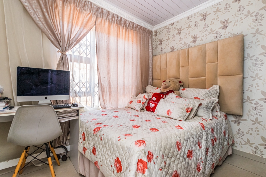 2 Bedroom Property for Sale in Braamfontein Gauteng