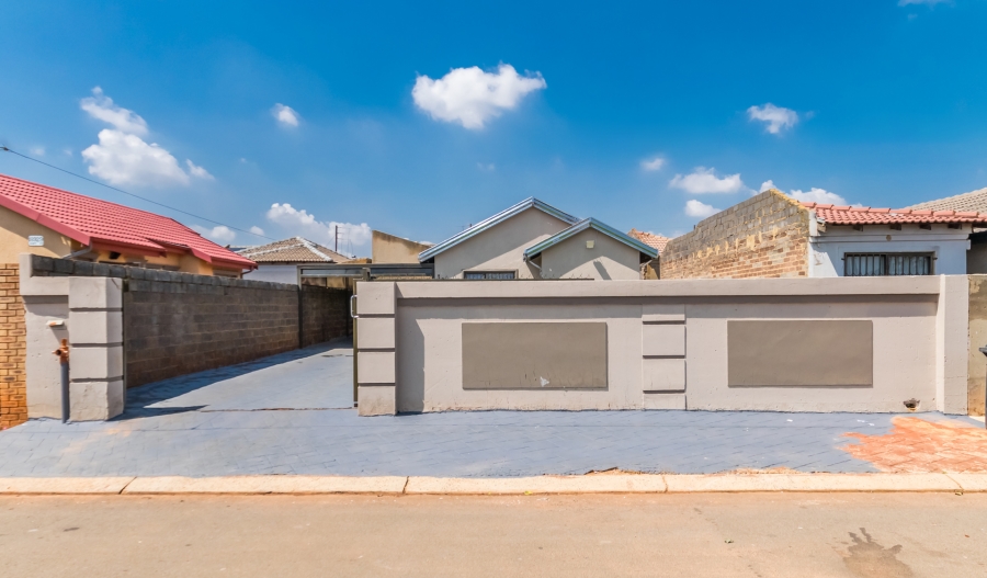 2 Bedroom Property for Sale in Braamfontein Gauteng