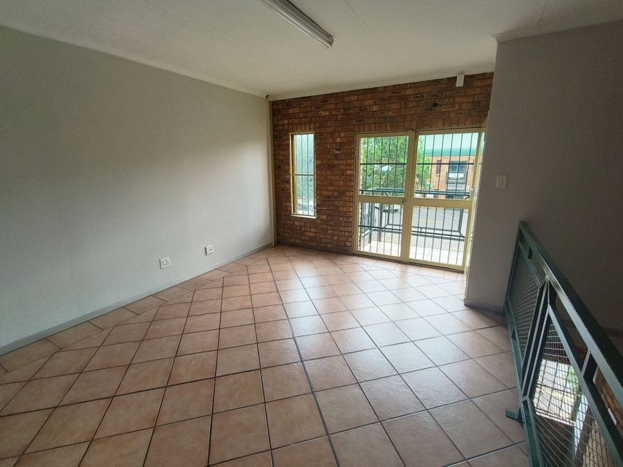 To Let commercial Property for Rent in Hennopspark Gauteng